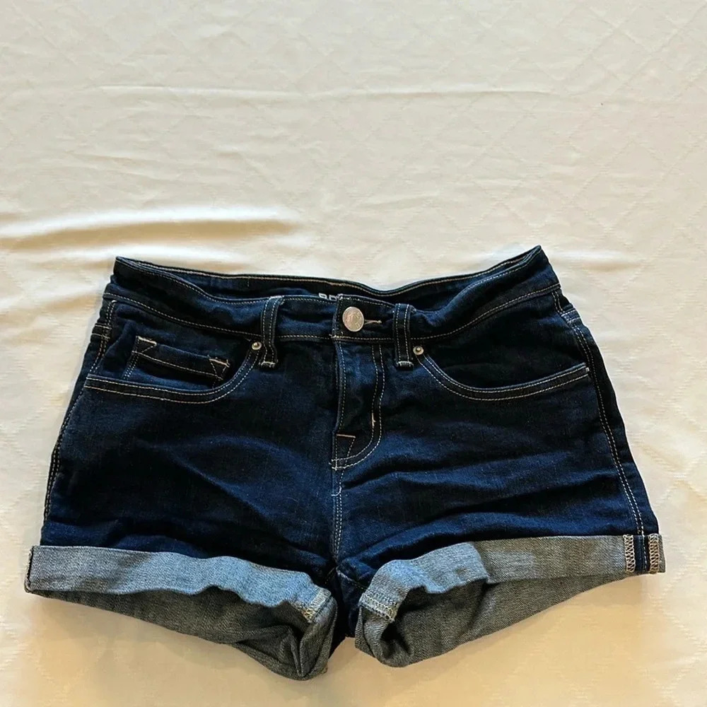 BDG mid rise shortie women’s jeans shorts size 25‎ EUC